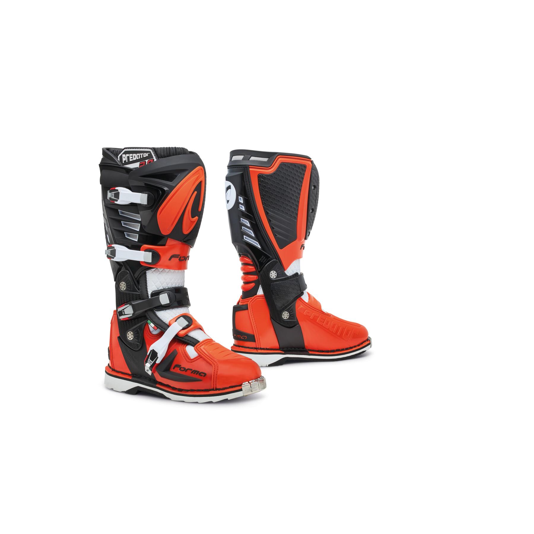 Homologated motorcycle boots Forma predator 2.0